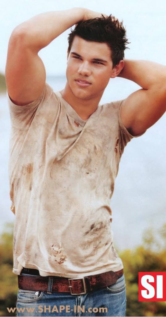 เทย์เลอร์ เลาท์เนอร์ นักรบหมาป่า ทไวไลท์ หุ่นล่ำได้ใจจริงๆ