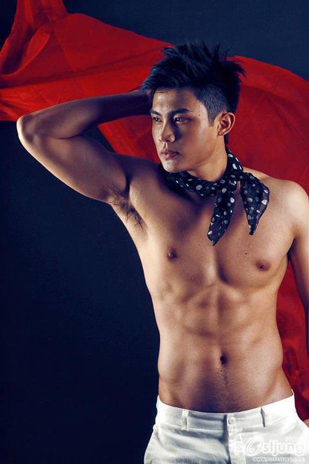 Hot Asian Hunk 15