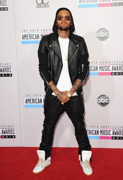 Chris Brown - Red Carpet Interview - AMA 2012