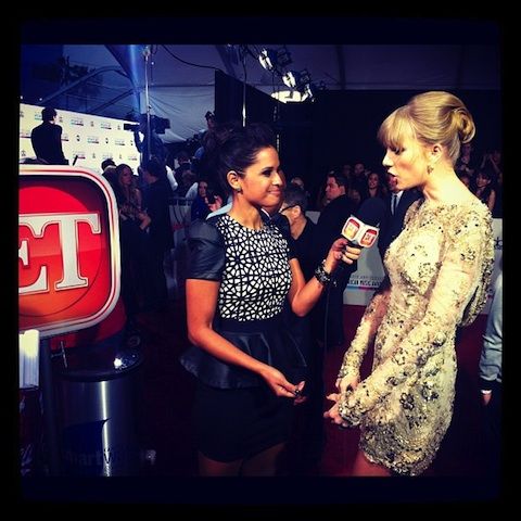 Rocsi Diaz - Red Carpet Interview - AMA 2012