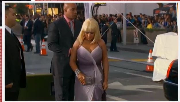 Christina Aguilera - Red Carpet Interview - AMA 2012