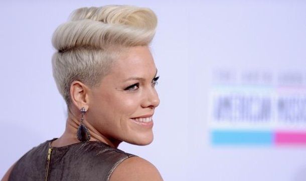 Pink - Red Carpet Interview - AMA 2012