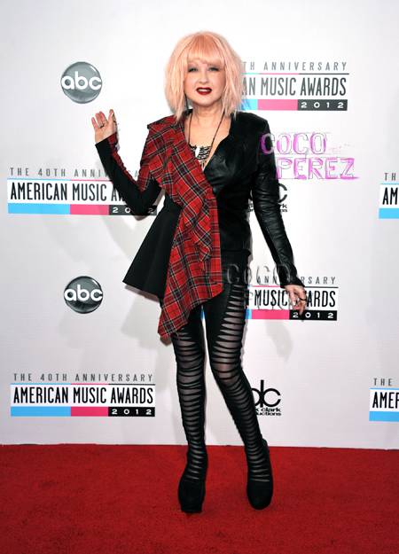 Cyndi Lauper - Red Carpet Interview - AMA 2012