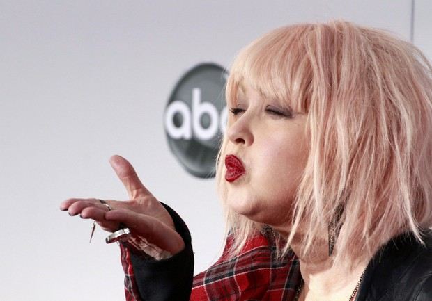 Cyndi Lauper - Red Carpet Interview - AMA 2012