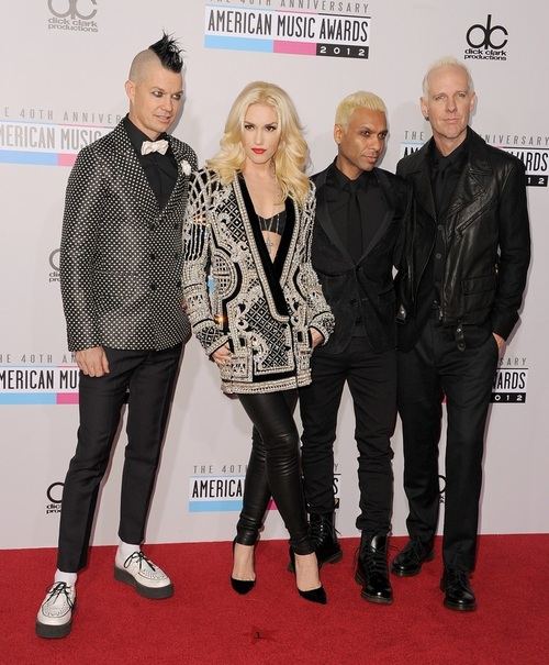 Gwen Stefani - Red Carpet Interview - AMA 2012