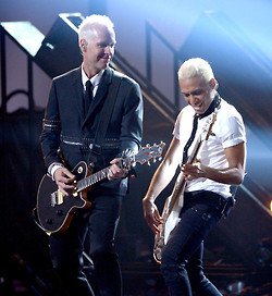 Gwen Stefani - Red Carpet Interview - AMA 2012