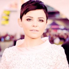 Ginnifer Goodwin - Red Carpet Interview - AMA 2012