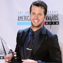 Luke Bryan - Red Carpet Interview - AMA 2012