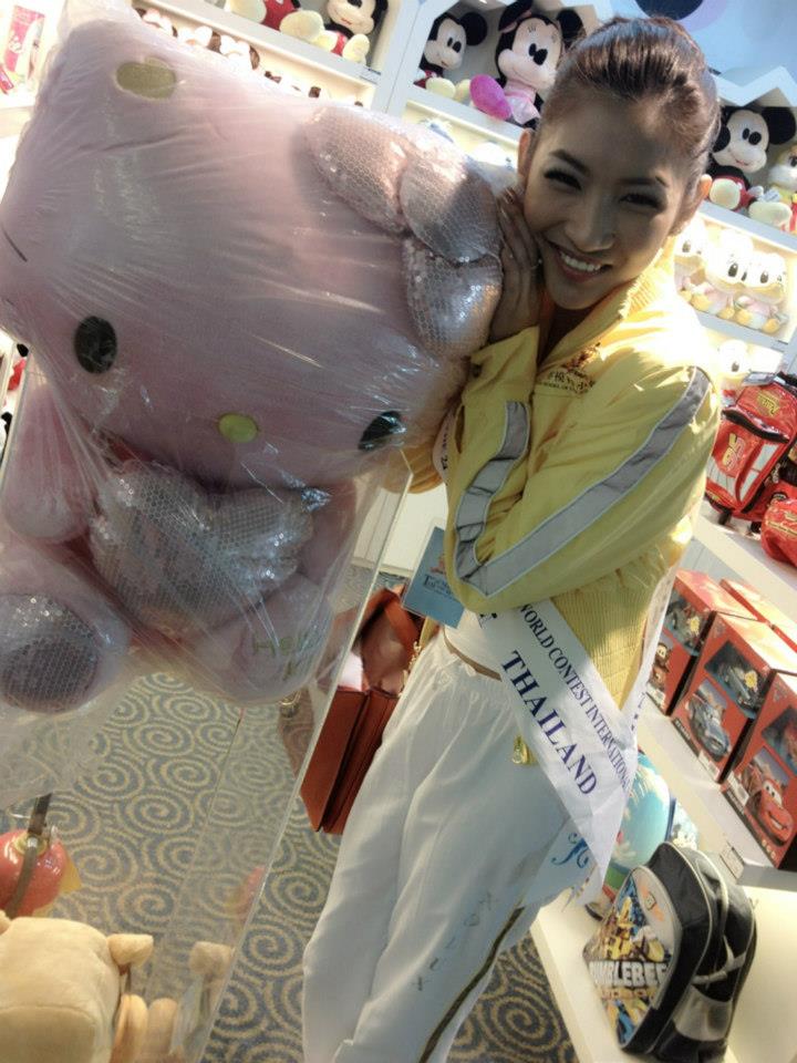 ประมวลภาพ อนัญญา มงคลไทย ในการประกวด Miss Model of The World 2012 ที่จีน (20 พ.ย.55)