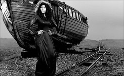 New Single Nicki Minaj - Freedom