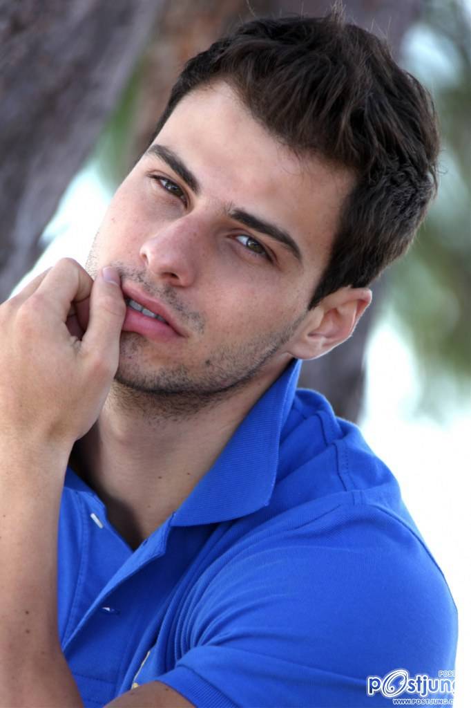 หล่อเข้มๆมาอีกแล้ว