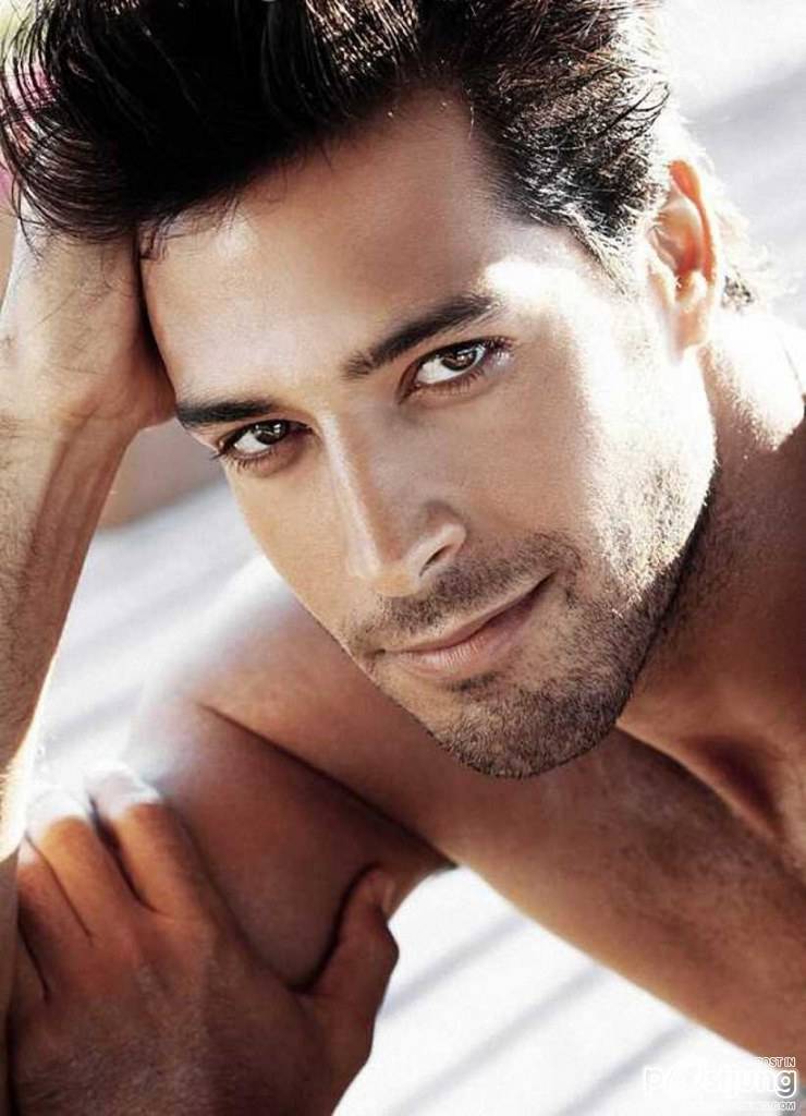 หล่อเข้มๆมาอีกแล้ว