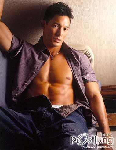 หล่อเข้มๆมาอีกแล้ว