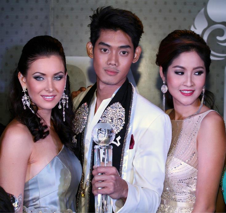 นาตาลี เกลโบวา2 มิสยูนิเวิร์ส 2005