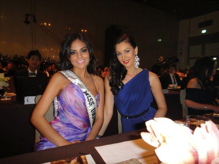 นาตาลี เกลโบวา2 มิสยูนิเวิร์ส 2005