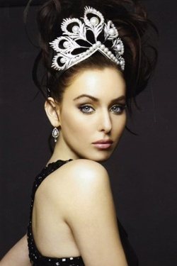 นาตาลี เกลโบวา2 มิสยูนิเวิร์ส 2005