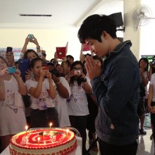 ตูมตาม ยุทธนา ฉลองงานวันเกิดครบ 21 ปี #น่ารัก อิ่มบุญ