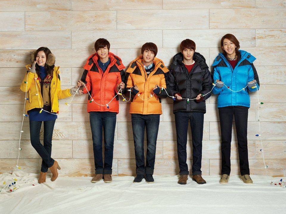 CNBLUE & Moon Chae Won @ Bang Bang Winter 2012