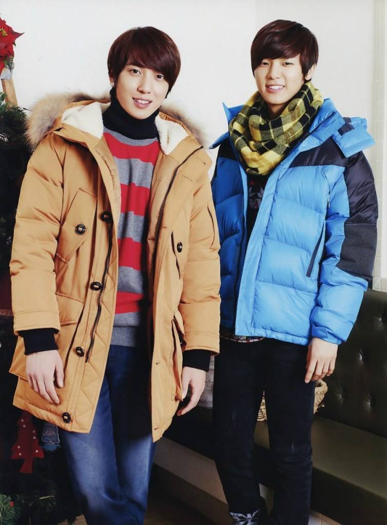 CNBLUE & Moon Chae Won @ Bang Bang Winter 2012