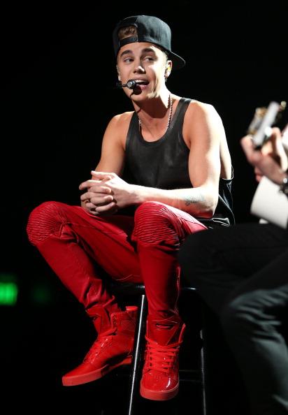 Justin Performing BAAB/ALAYLM at the AMA's 2012 :B