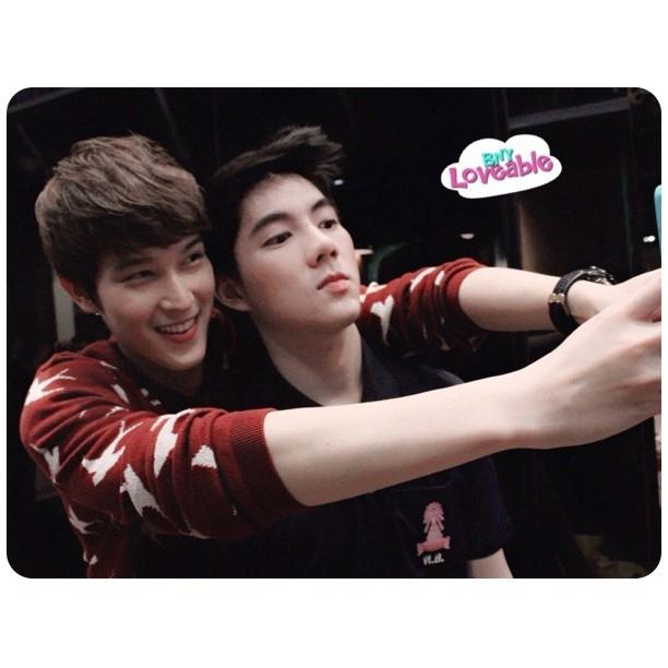 โบ๊ท นิวเยียร์ สองหนุ่ม ที่ทำเอาสาวๆ ตาร้อนกันทั่วบ้านทั่วเมือง