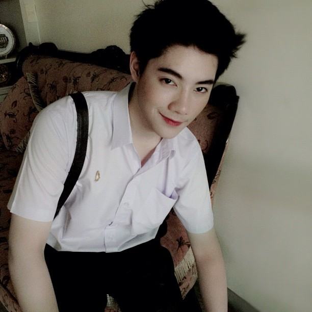 โบ๊ท นิวเยียร์ สองหนุ่ม ที่ทำเอาสาวๆ ตาร้อนกันทั่วบ้านทั่วเมือง