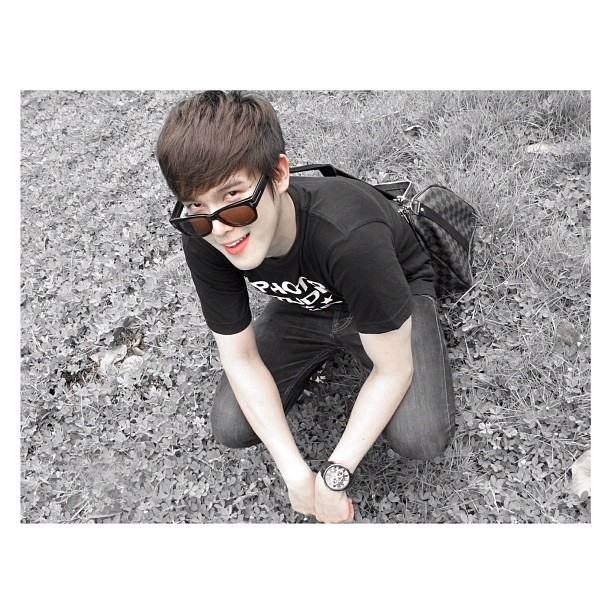 โบ๊ท นิวเยียร์ สองหนุ่ม ที่ทำเอาสาวๆ ตาร้อนกันทั่วบ้านทั่วเมือง