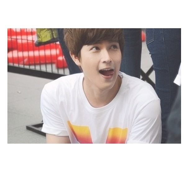 โบ๊ท นิวเยียร์ สองหนุ่ม ที่ทำเอาสาวๆ ตาร้อนกันทั่วบ้านทั่วเมือง