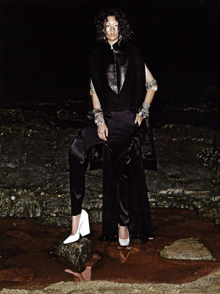 Num&eacute;ro Thailand vol.1 no.1 December 2012