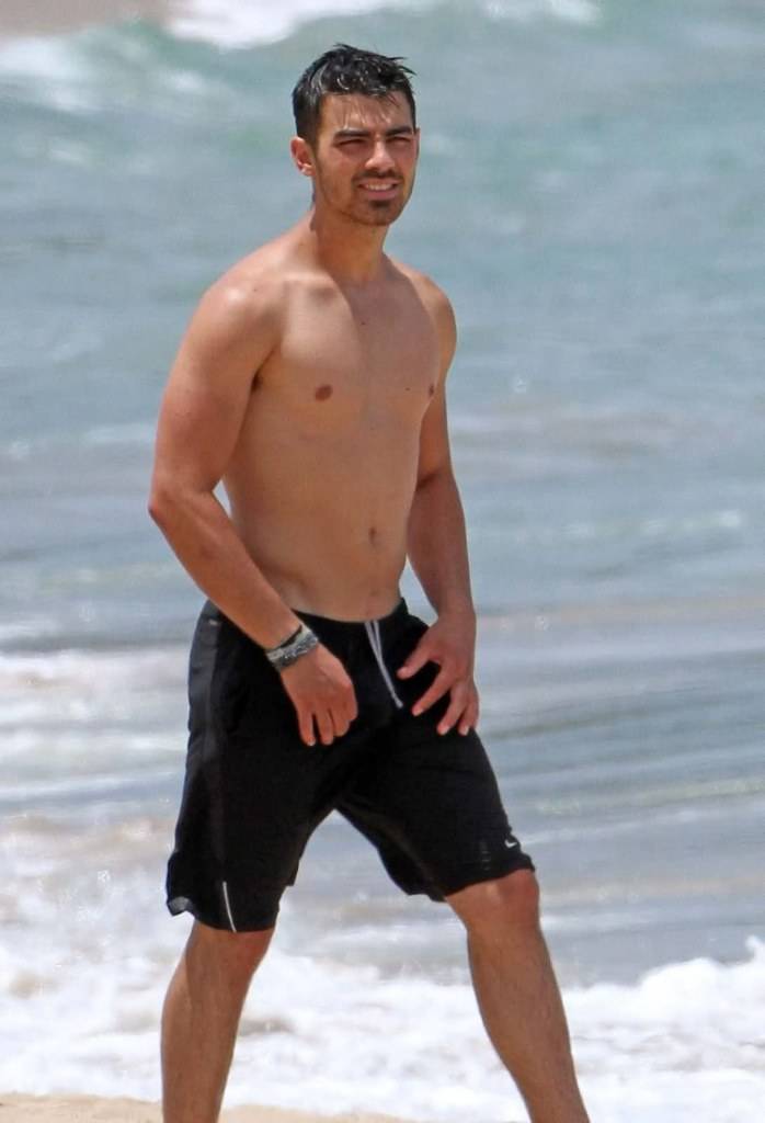 Joe-Jonas แซ่บๆ