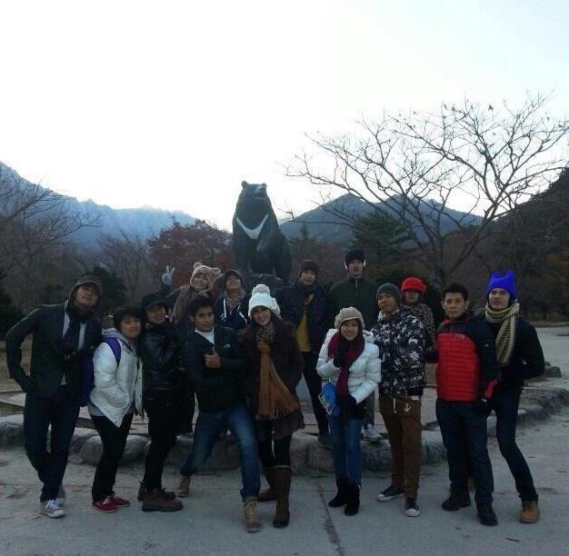 ยุ้ย จีรนันท์พักผ่อนเกาหลีกับหวานใจ และกลุ่มเพื่อนนับ10น่ารักอ่ะ