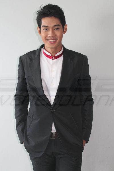 ร่วมส่งกำลังใจให้หนุ่มไทย ในการประกวด Mister International 2012