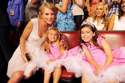 Sophia Grace and Rosie สาวน้อยเสียงใส นักร้องเพลง Rap รุ่นจิ๋ว