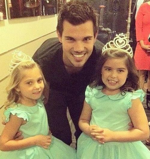 Sophia Grace and Rosie สาวน้อยเสียงใส นักร้องเพลง Rap รุ่นจิ๋ว