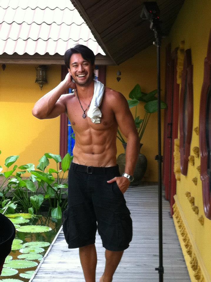 Cesar Curti (Mr.International 2011) @ FB:GLOW