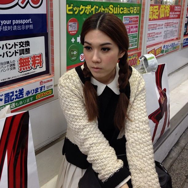 "เมย์ เฟื่องอารมย์"