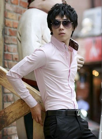 ผลสำรวจชี้ ผู้ชาย ใส่ เชิ้ตสีชมพูไปทำงาน ดูน่าดึงดูดมากที่สุด