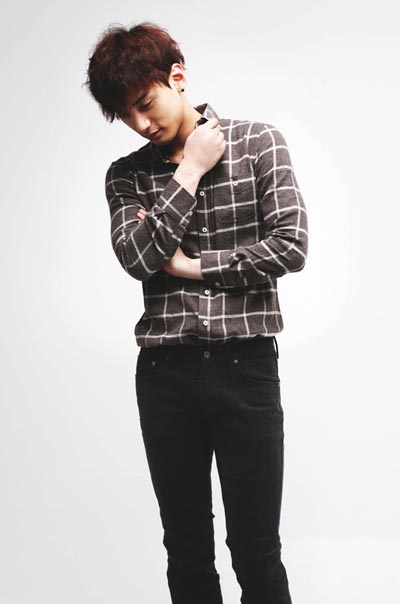 แฟชั่น เสื้อผ้าลายตารางหมากรุก ดูดีหัวจรดเท้าแบบ คุณชาย