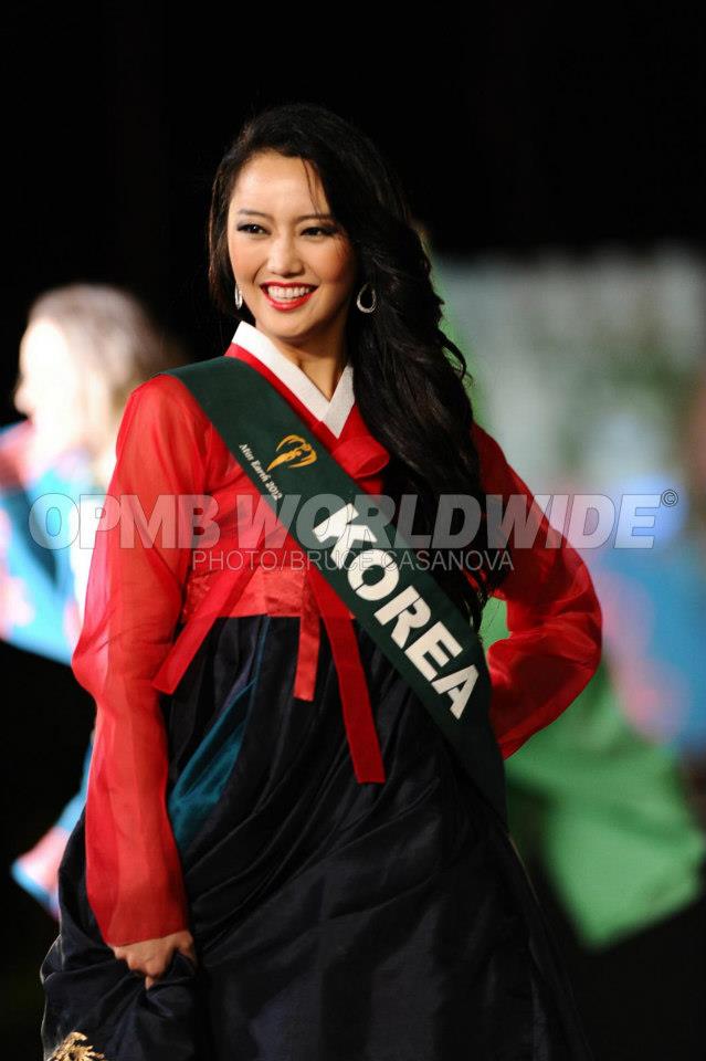 บรรยากาศการประกวด Miss Earth 2012 ที่ อิปินส์จัด