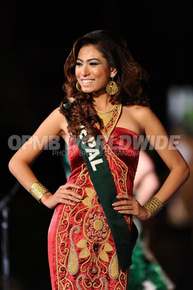 บรรยากาศการประกวด Miss Earth 2012 ที่ อิปินส์จัด