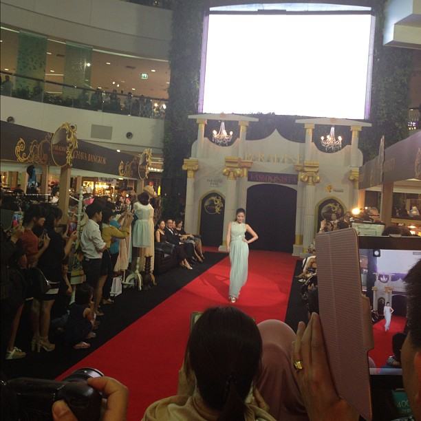 ใบเตย อาร์สยาม ณ เวลานี้ เธอ เริ่ดมาก