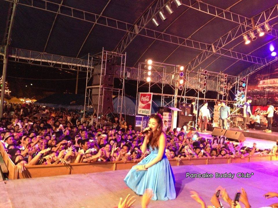 แพนเค้ก ในงาน ลอยกระทง จ.ระนอง - 24/11/12