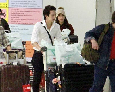 อั้ม ฉ่ำรัก ควง แอมป์ ท่องแดนปลาดิบ