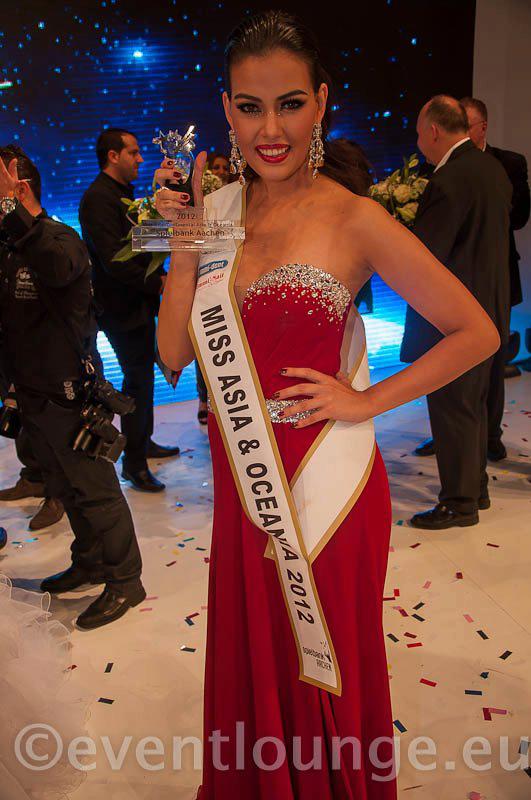 พี่คาร่าจากเวที Miss intercontinental 2012