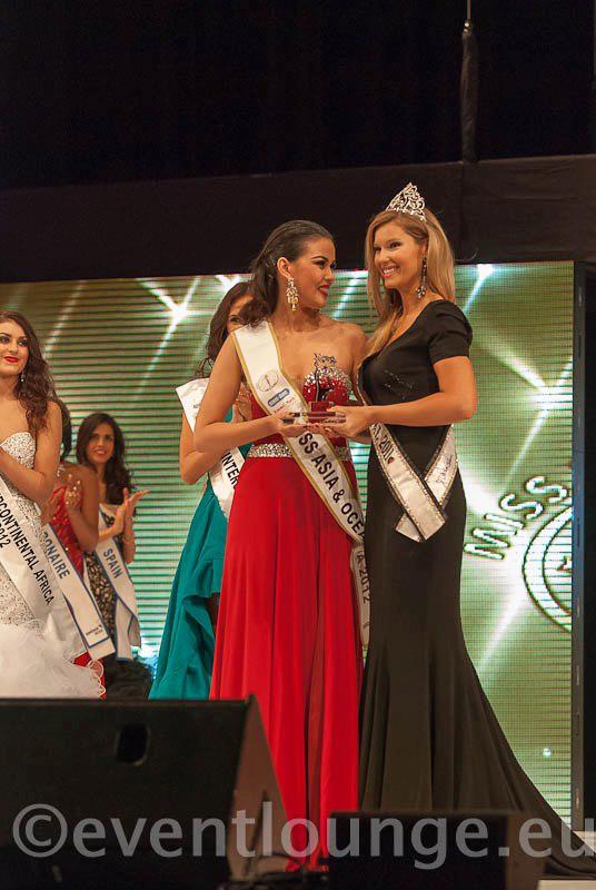 พี่คาร่าจากเวที Miss intercontinental 2012