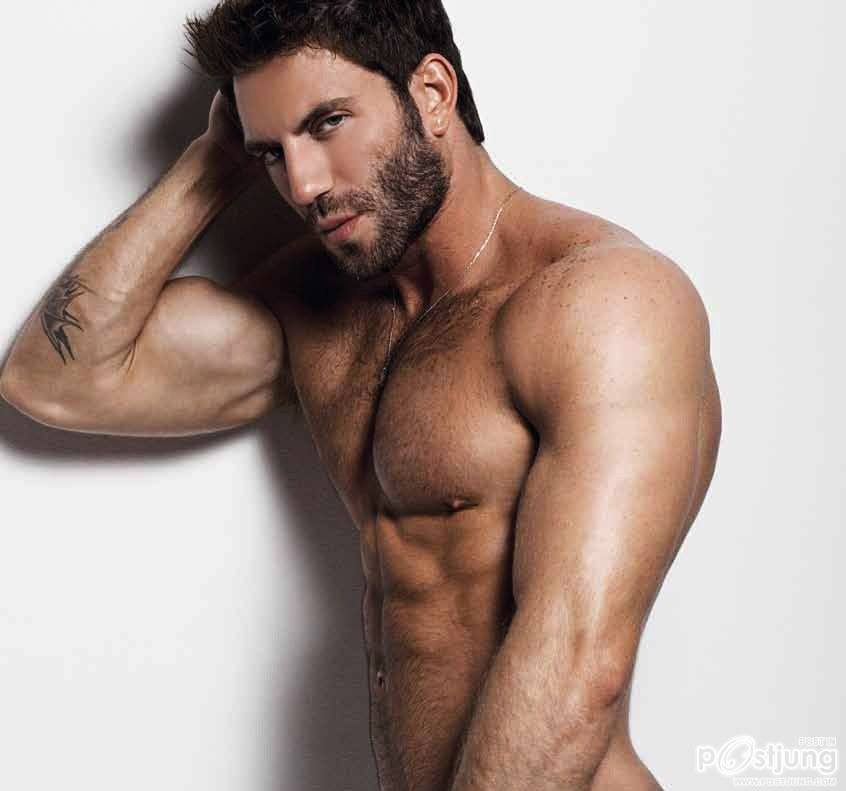 หนุ่มๆอินเตอร์ๆ