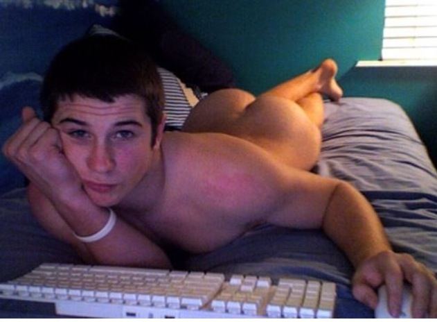 ตูด....ผูัชายยย...