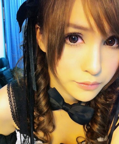 Mia Chan นางเเบบสาวฮ่องกง เซ็กซี่วัยใสสะกดใจชาย