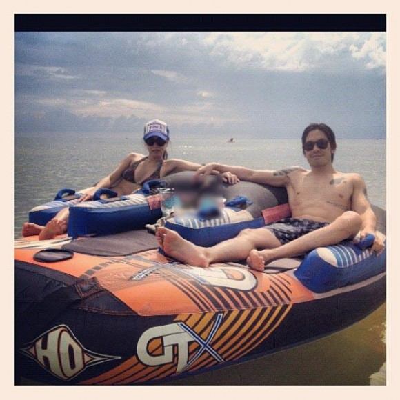 ไฮโซโม นภัสนันท์ ควง แพท ประกาศิต สวีทหวาน บิกินี่ริมทะเล