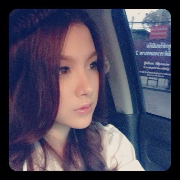 ใบเฟิร์น พิมพ์ชนก @ Instagram Update